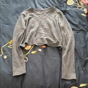 Gray Ribbed Cropped Sweater - Boutique